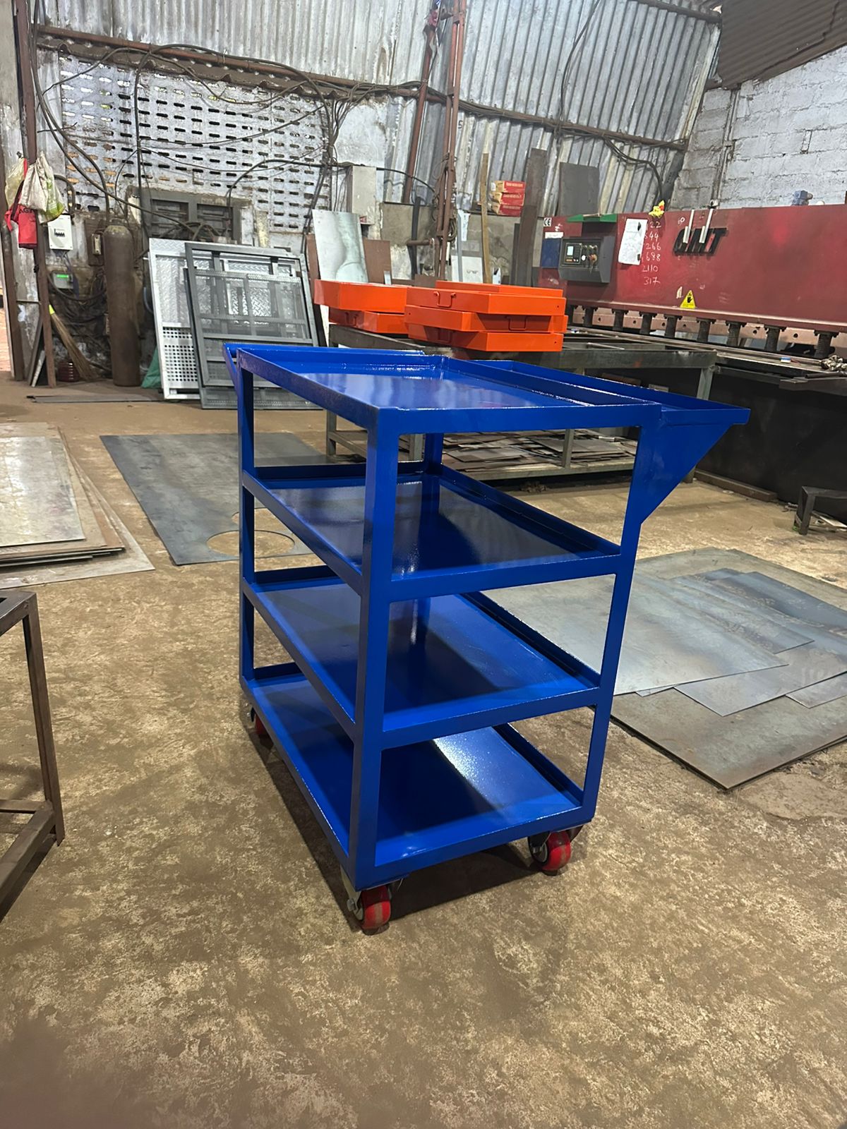 Multi-level shelf trolley